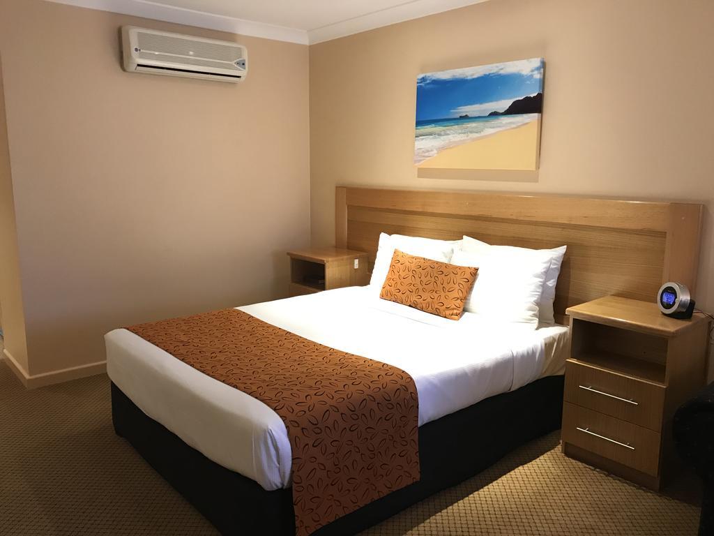Sunseeker Motor Inn Batemans Bay Exterior photo